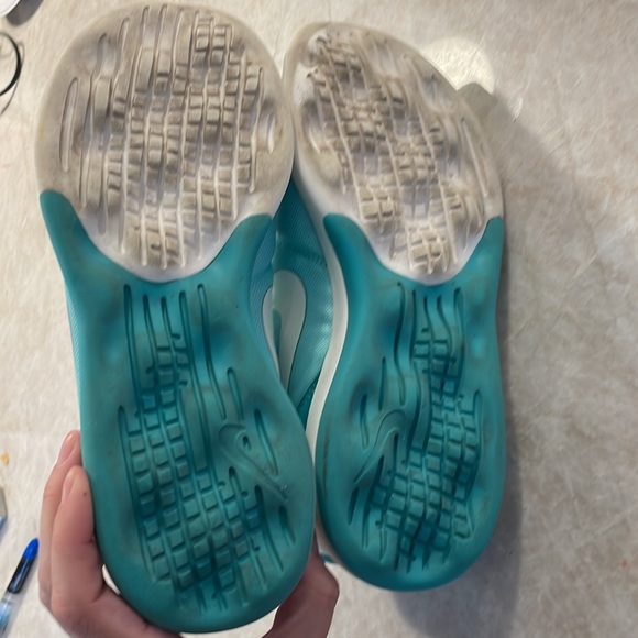 Nike MD Runner 2 Women's Running Shoes Size 8- teal - Picture 7 of 7